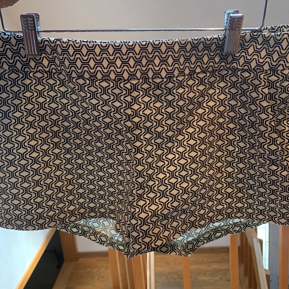 Ladies size 2 Express shorts like new